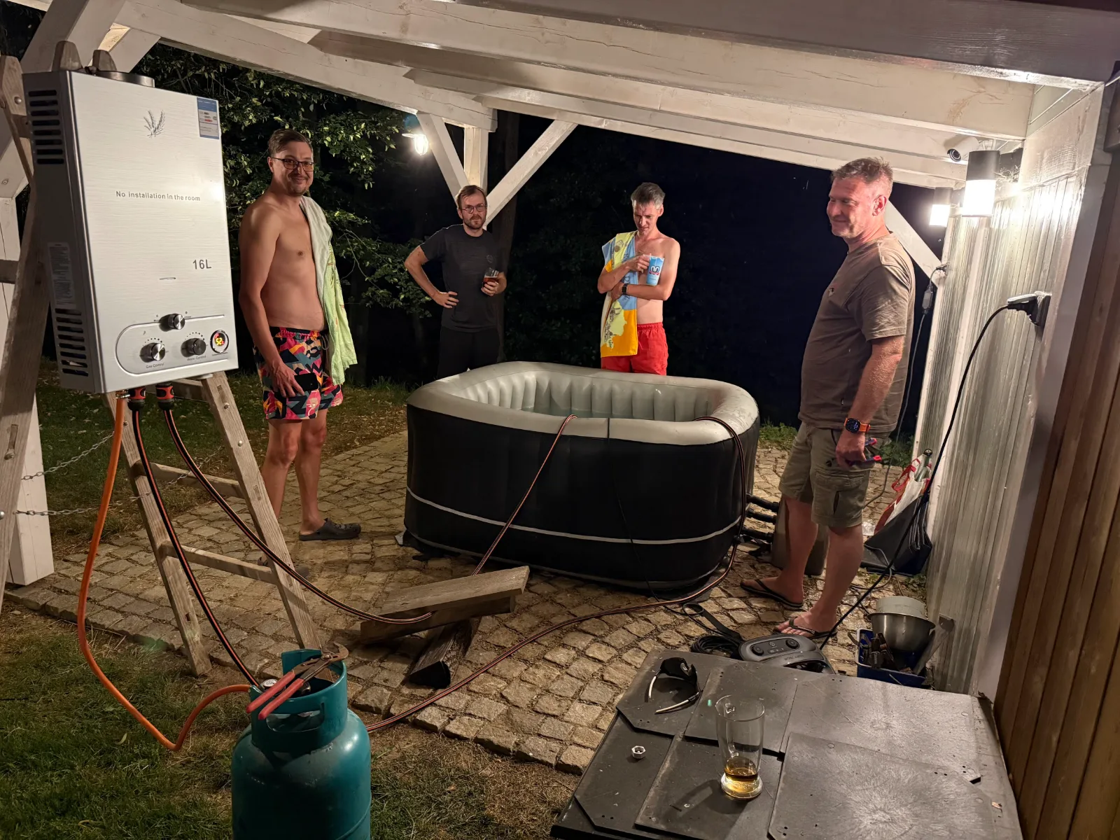 Evening hot tub under the pergola